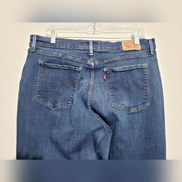 Levi’s Classic Straight Jeans Women’s Size 14 Medium Wash Stretch Denim - Picture 4 of 13